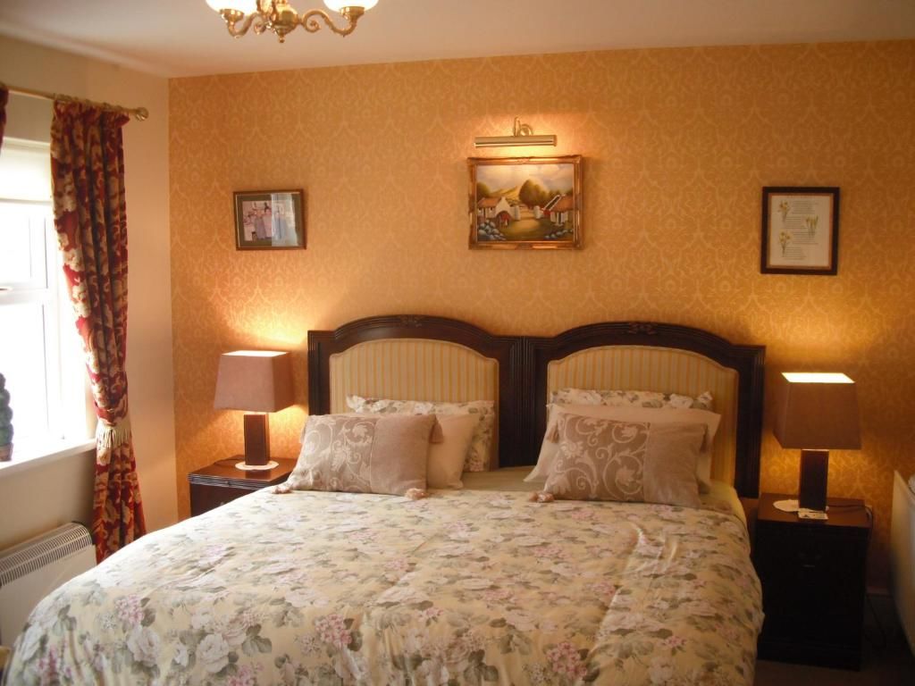 Отели типа «постель и завтрак» Killyliss Country House B&B Lisnalong